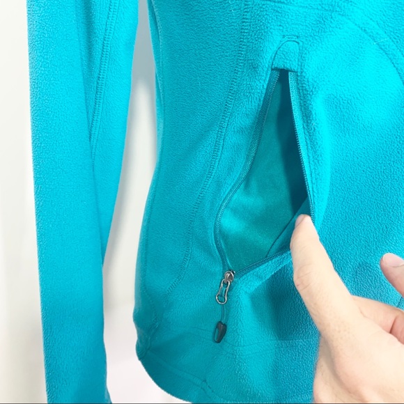 Adidas Outdoor Women’s Fleece Jacket sz S - Picture 5 of 8